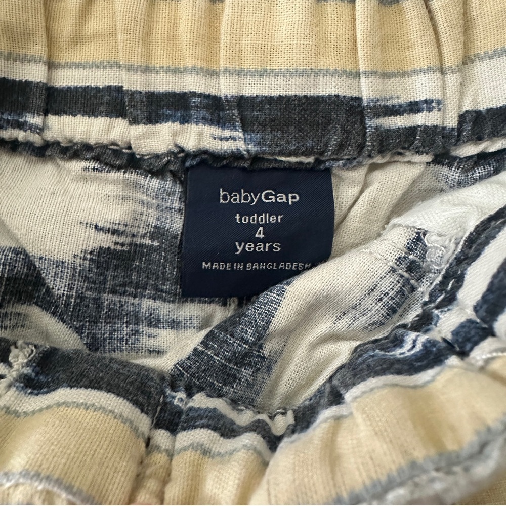 Baby Gap youth boy’s size 4 shorts with pockets & belt EUC - Picture 4 of 5